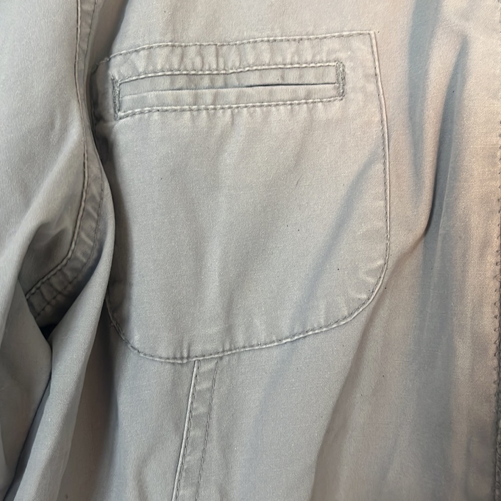 Beautiful Jacket - Picture 3 of 5